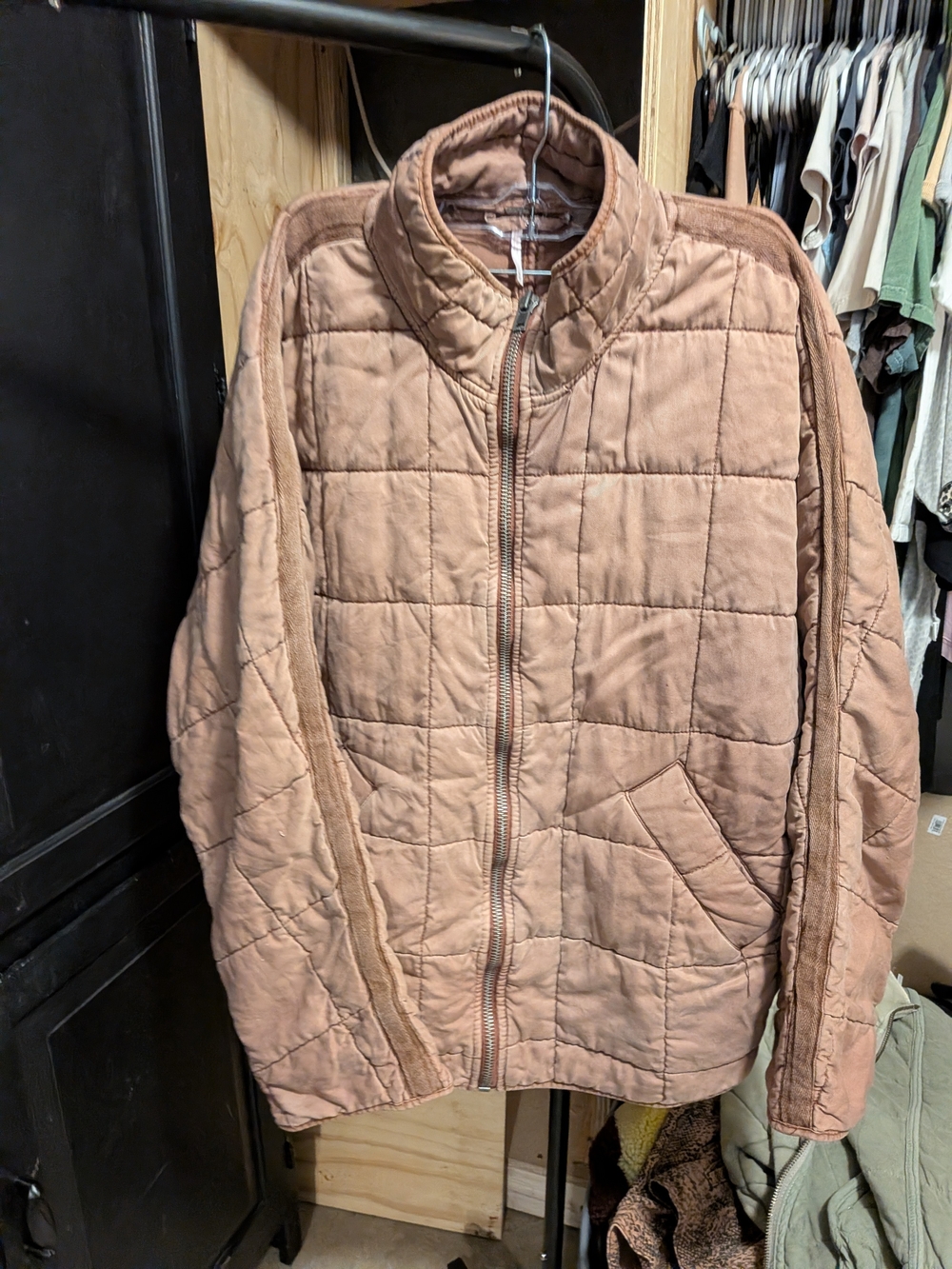 Free People Quilted Zip-Up Jacket in Dusty Rose